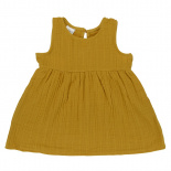Изображение: Платье без рукава из хлопкового муслина горчичного цвета из коллекции Essential