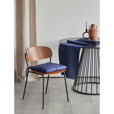 картинка Подушка на стул из хлопка темно-синего цвета из коллекции Essential от магазина Tkano