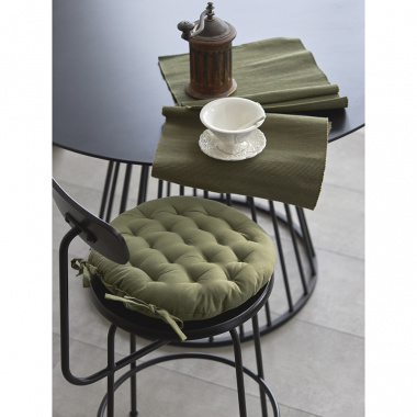 картинка Подушка на стул круглая из хлопка оливкового цвета из коллекции Essential от магазина Tkano