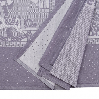 картинка Скатерть из хлопка фиолетово-серого цвета с жаккардовым  рисунком Щелкунчик из коллекции New Year Essential от магазина Tkano