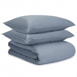 Изображение: Комплект постельного белья из сатина джинсово-синего цвета с брашинг-эффектом из коллекции Essential