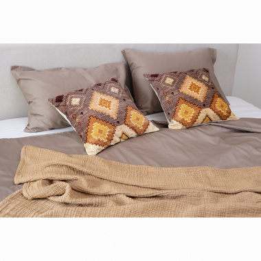 картинка Комплект постельного белья из сатина светло-коричневого цвета из коллекции Essential от магазина Tkano