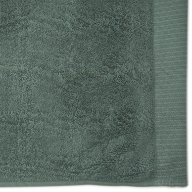 картинка Полотенце банное цвета виридиан из коллекции Essential от магазина Tkano