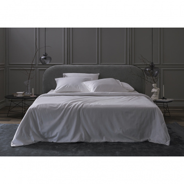 картинка Комплект постельного белья из плотного сатина белого цвета из коллекции Essential от магазина Tkano