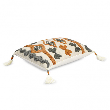 картинка Подушка декоративная с бахромой и вышивкой Abstract play из коллекции Ethnic от магазина Tkano
