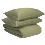 Изображение: Комплект постельного белья из сатина цвета шалфея с брашинг-эффектом из коллекции Essential