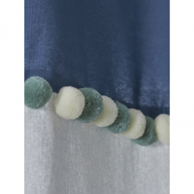 картинка Штора из хлопка с помпонами серо-синего цвета из коллекции Essential от магазина Tkano