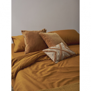 картинка Комплект постельного белья изо льна и хлопка цвета карри из коллекции Essential от магазина Tkano