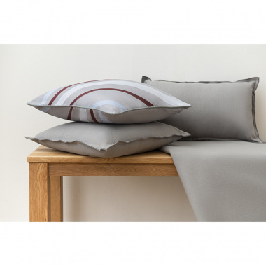 картинка Чехол на подушку из хлопка с принтом Tulip field из коллекции Terra от магазина Tkano