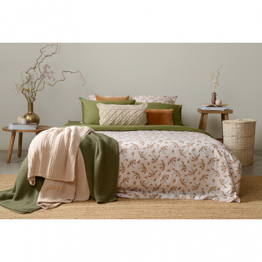 картинка Комплект постельного белья из сатина оливкового цвета с принтом "Степное цветение" из коллекции Prairie от магазина Tkano