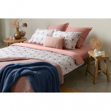 картинка Комплект постельного белья из сатина темно-розового цвета с принтом "Воздушный цветок" из коллекции Prairie от магазина Tkano