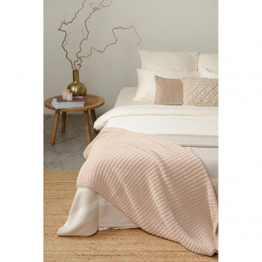 картинка Комплект постельного белья из сатина кремового цвета из коллекции Essential от магазина Tkano