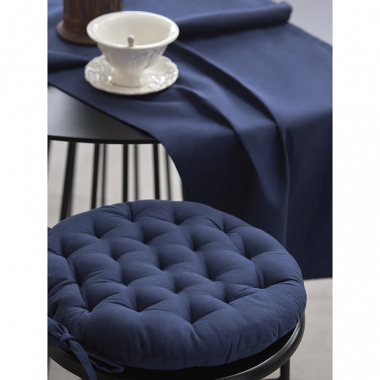 картинка Подушка на стул круглая из хлопка темно-синего цвета из коллекции Essential от магазина Tkano