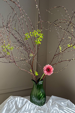 картинка Ваза Petal зеленого цвета из коллекции Blossom от магазина Tkano