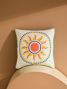 картинка Подушка декоративная Зной из коллекции Сорренто от магазина Tkano