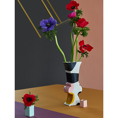 картинка Ваза Echo из коллекции Accent, 25 см от магазина Tkano