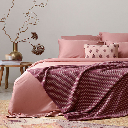 Как постельное белье влияет на качество сна и что необходимо учесть при выборе одеял и подушек?