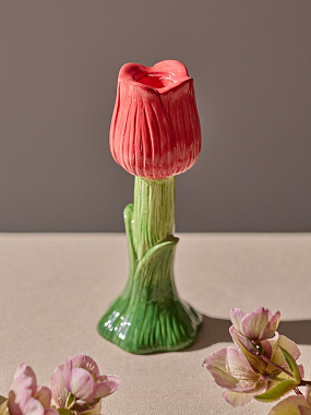 картинка Подсвечник Floret красного цвета из коллекции Blossom, 18 см от магазина Tkano