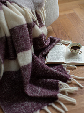 картинка Плед мохеровый Over Horizon цвета марсала из коллекции Trendy Ruffles от магазина Tkano