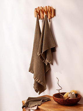 картинка Полотенце банное из умягченной вафли цвета хаки из коллекции Essential, 70x140 см от магазина Tkano