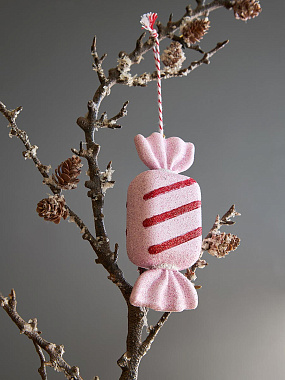 картинка Набор ёлочных украшений Pink fairytale из коллекции New Year Essential, 4 шт. от магазина Tkano
