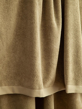 картинка Полотенце банное бежево-серого цвета из коллекции Essential от магазина Tkano