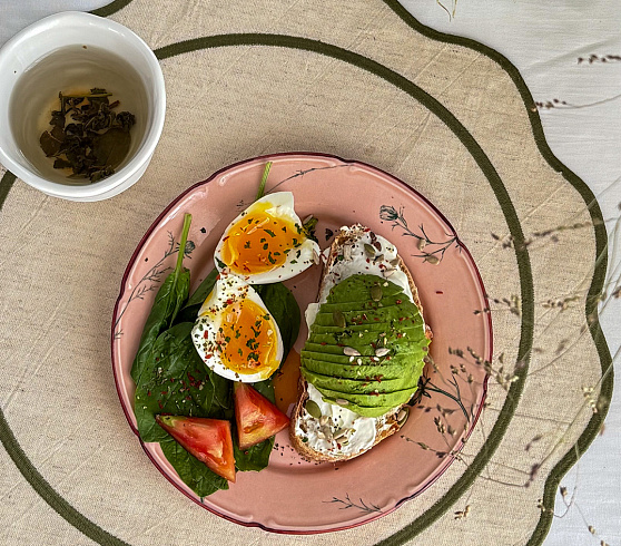 Пример интерьера: Кухня и столовая onehundredeighteen