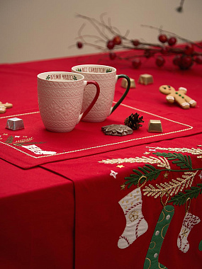 картинка Набор из двух кружек Winter embroidery из коллекции New Year Essential от магазина Tkano