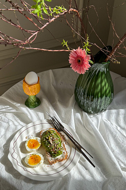 картинка Ваза Petal зеленого цвета из коллекции Blossom от магазина Tkano