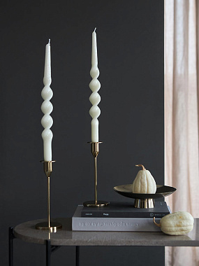 картинка Набор из двух свечей кремового цвета из коллекции Essential от магазина Tkano