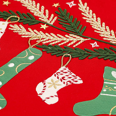 картинка Дорожка на стол Winter wishes из коллекции New Year Essential от магазина Tkano
