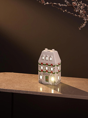 картинка Домик с подсветкой Olgod из коллекции New Year Essential, 19см от магазина Tkano