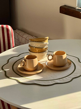 картинка Набор из 4 пиал кремового/бежевого цветов с рельефным узором Ягоды Тайги из коллекции Russian North от магазина Tkano