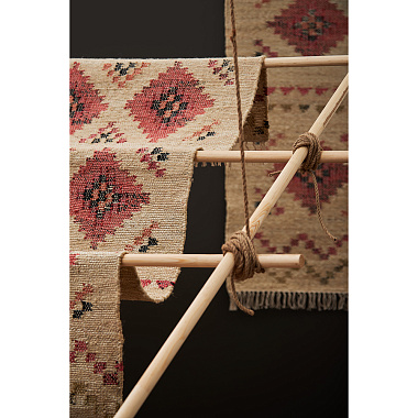 картинка Ковер из джута и шерсти по мотивам башкирских орнаментов из коллекции Cultural Heritage от магазина Tkano