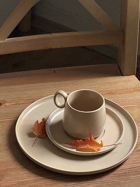 картинка Набор из двух чайных пар бежевого цвета из коллекции Essential, 250 мл от магазина Tkano