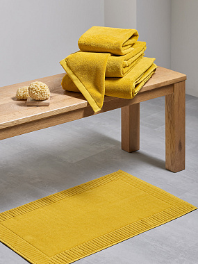 картинка Полотенце для лица цвета охры из коллекции Essential от магазина Tkano