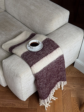 картинка Плед мохеровый Over Horizon цвета марсала из коллекции Trendy Ruffles от магазина Tkano