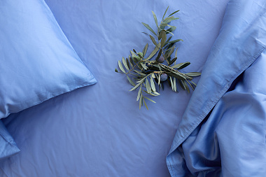 картинка Комплект постельного белья из премиального сатина сиреневого цвета из коллекции Essential от магазина Tkano