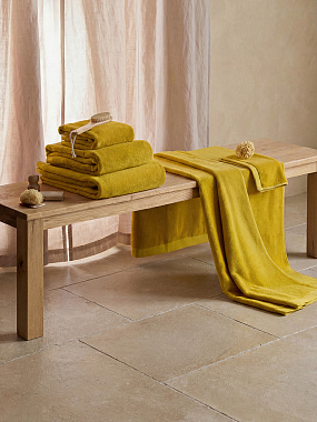 картинка Полотенце для лица цвета охры из коллекции Essential от магазина Tkano