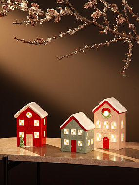 картинка Домик с подсветкой Arslev из коллекции New Year Essential от магазина Tkano