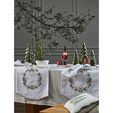 картинка Набор из двух салфеток Festive wreath из коллекции New Year Essential от магазина Tkano