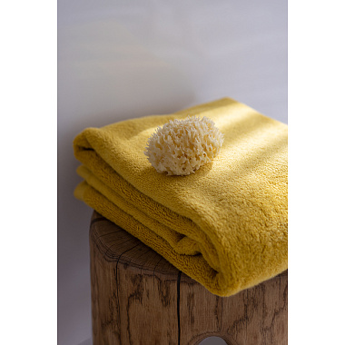 картинка Полотенце банное горчичного цвета из коллекции Essential от магазина Tkano