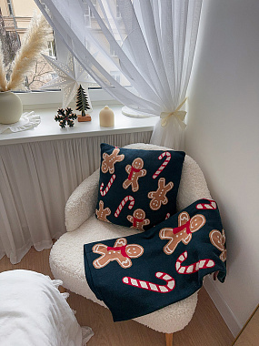 картинка Плед из хлопка с новогодним рисунком Gingerman из коллекции New Year Essential, 130x180 см от магазина Tkano