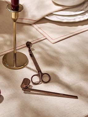 картинка Набор аксессуаров для свечей дымчато-коричневого цвета из коллекции Essential от магазина Tkano