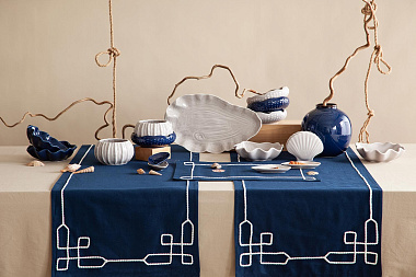 картинка Набор для сервировки Oyster shell синего цвета из коллекции Sea treasures от магазина Tkano