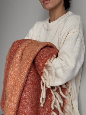 картинка Плед мохеровый Over Horizon терракотового цвета из коллекции Trendy Ruffles от магазина Tkano