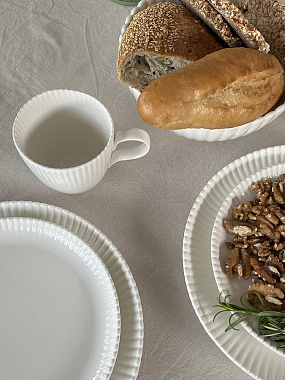 картинка Кружка из фарфора белого цвета из коллекции Kitchen Spirit, 350 мл от магазина Tkano