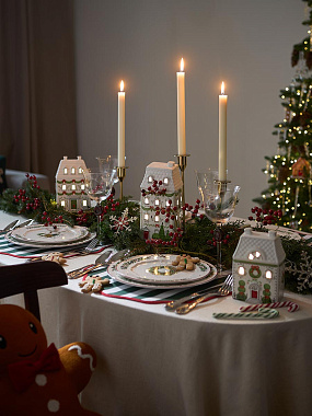 картинка Салфетка под приборы Trendy Christmas зеленого цвета из коллекции New Year Essential, Ø40 см от магазина Tkano