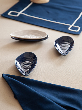 картинка Набор для сервировки Oyster shell синего цвета из коллекции Sea treasures от магазина Tkano